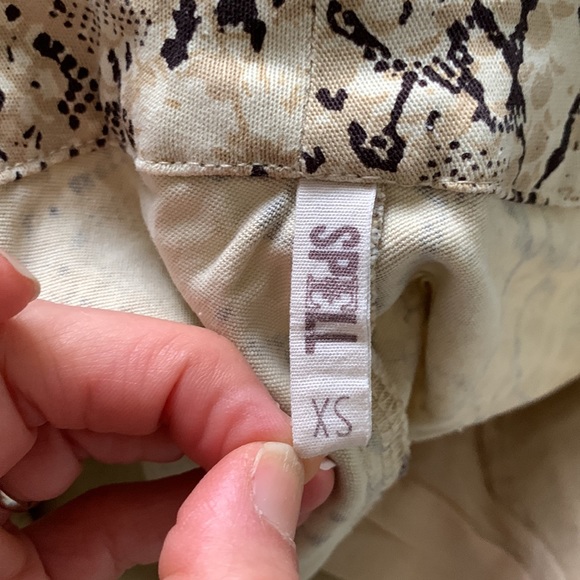 Spell Aloha Python shorts XS preowned - Picture 11 of 16